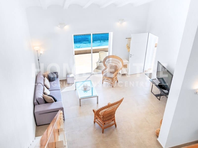 Chalet de 4 habitaciones en Empuriabrava en venta con garaje - 595.000 € (Ref: 9335335)