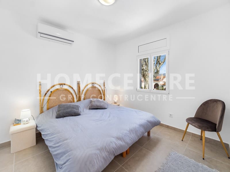 Chalet de 4 habitaciones en Empuriabrava en venta con garaje - 595.000 € (Ref: 9335335)