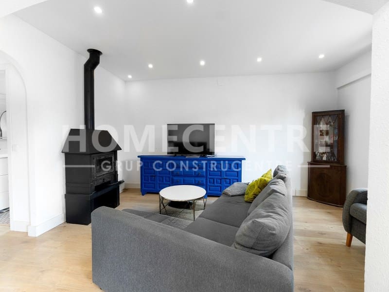 4 bedroom Villa for sale in Castello d'Empuries with garage - € 495,000 (Ref: 9335339)