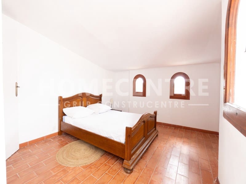 4 bedroom Villa for sale in Castello d'Empuries with garage - € 495,000 (Ref: 9335339)