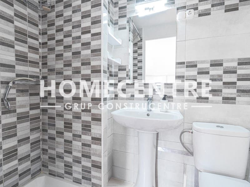 4 bedroom Villa for sale in Castello d'Empuries with garage - € 495,000 (Ref: 9335339)