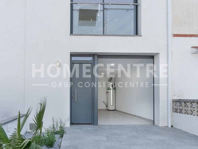 2 makuuhuone Omakotitalo myytävänä paikassa Empuriabrava mukana 
autotalli - 299 000 € (Ref: 9335340)