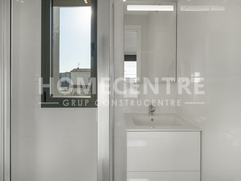 2 makuuhuone Omakotitalo myytävänä paikassa Empuriabrava mukana 
autotalli - 299 000 € (Ref: 9335340)