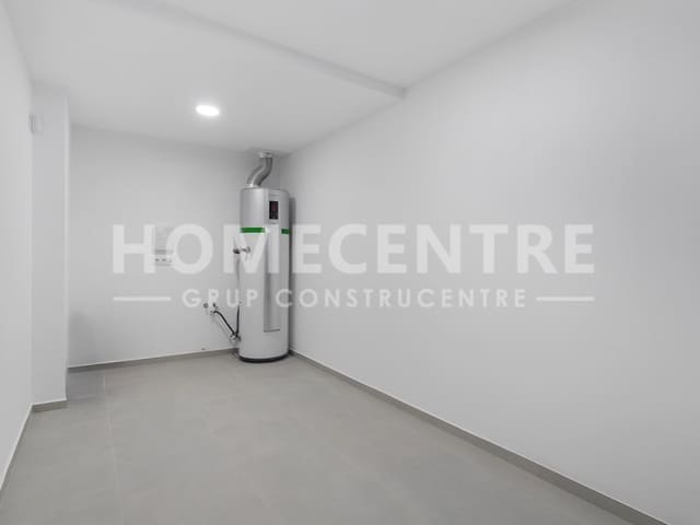 2 makuuhuone Omakotitalo myytävänä paikassa Empuriabrava, Castelló d'Empúries mukana 
autotalli - 299 000 € (Ref: 9335340)