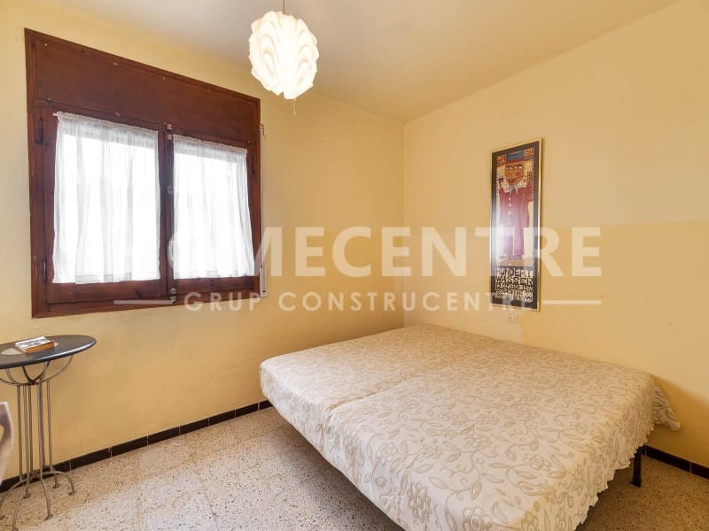 8 sypialnia Willa na sprzedaż w Empuriabrava z garażem - 1 200 000 € (Ref: 9335341)