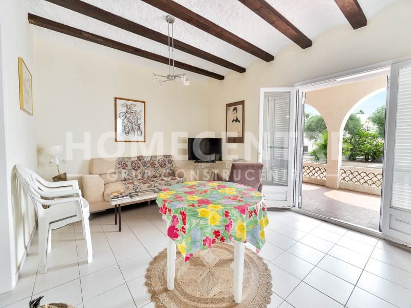 8 sypialnia Willa na sprzedaż w Empuriabrava z garażem - 1 200 000 € (Ref: 9335341)