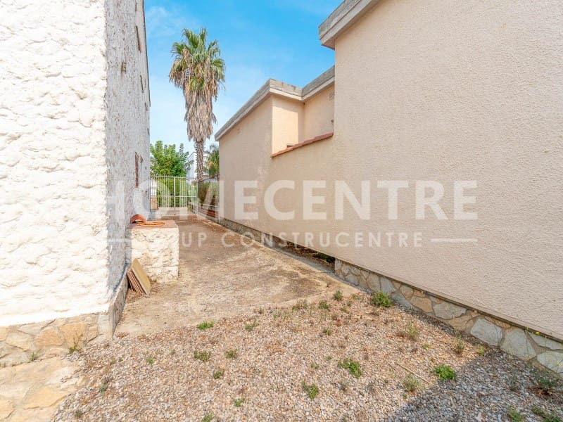 8 sypialnia Willa na sprzedaż w Empuriabrava z garażem - 1 200 000 € (Ref: 9335341)