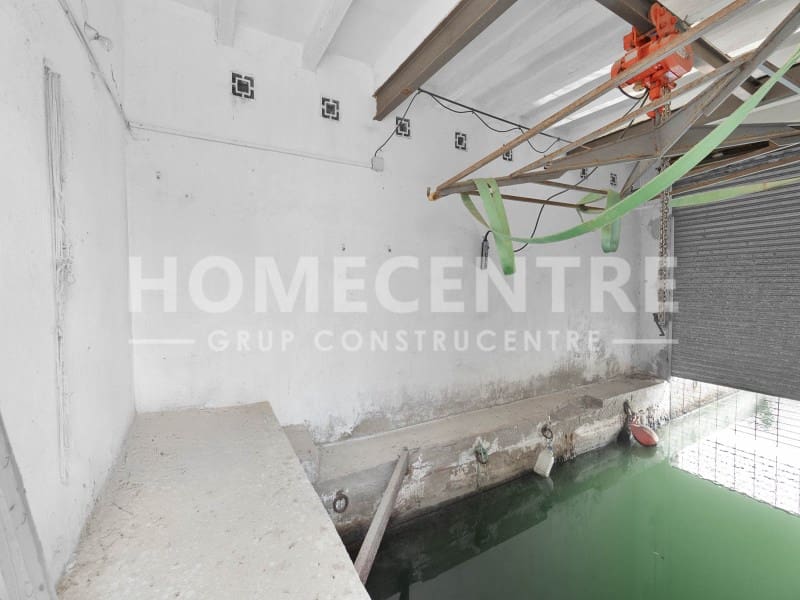 8 sypialnia Willa na sprzedaż w Empuriabrava z garażem - 1 200 000 € (Ref: 9335341)