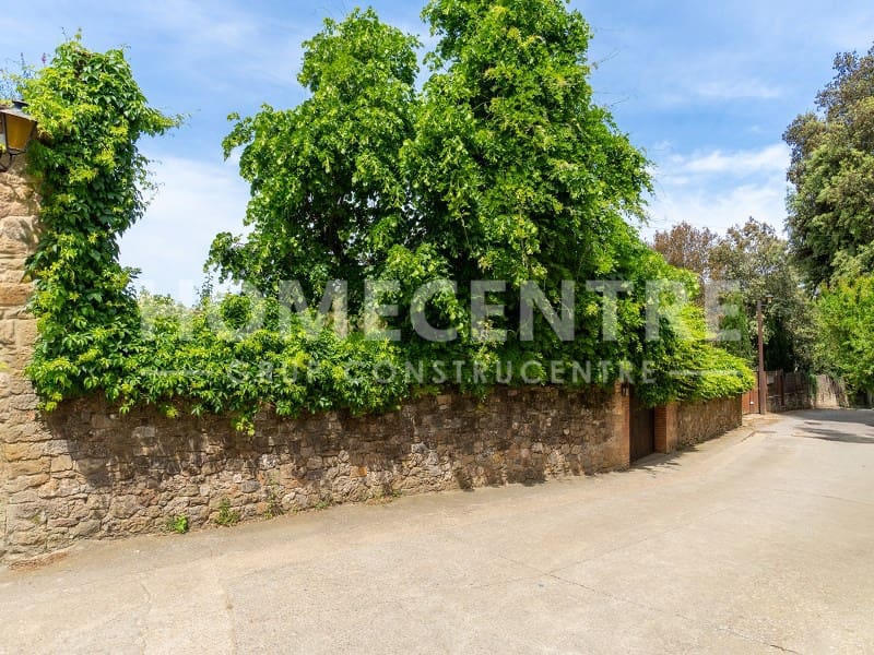 3 slaapkamer Finca/Landhuis te koop in Vilopriu - € 790.000 (Ref: 9335342)