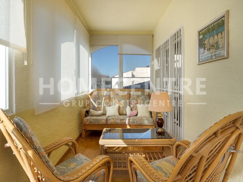 4 soveværelse Villa til salg i Empuriabrava med garage - € 440.000 (Ref: 9335343)