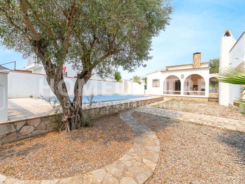 2 Zimmer Villa zu verkaufen in Empuriabrava - 590.000 € (Ref: 9335344)