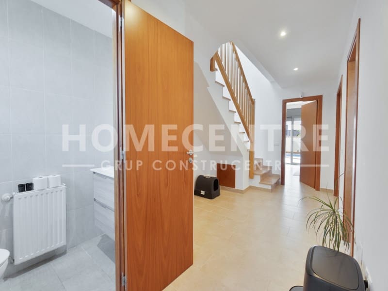 4 sypialnia Willa na sprzedaż w Empuriabrava z garażem - 490 000 € (Ref: 9338780)