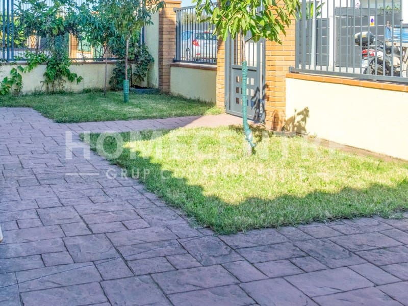 4 sypialnia Willa na sprzedaż w Empuriabrava z garażem - 490 000 € (Ref: 9338780)