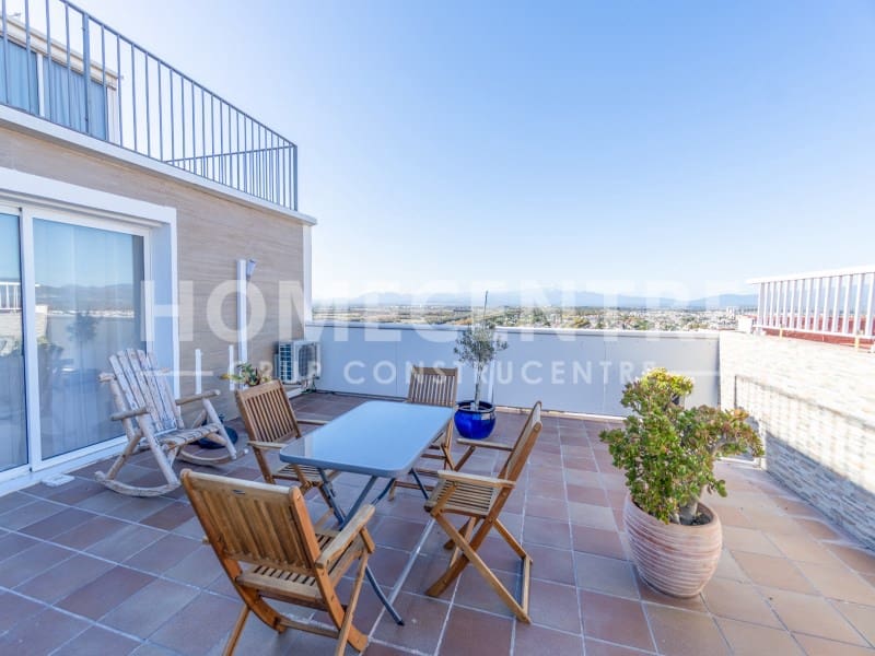 3 bedroom Apartment for sale in Empuriabrava - € 325,000 (Ref: 9379136)