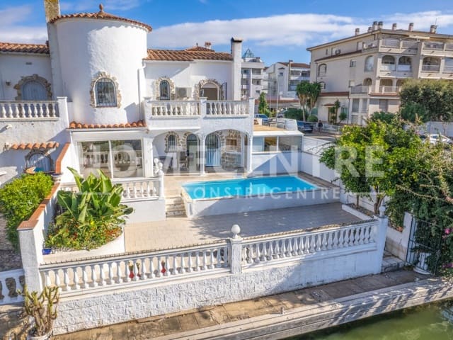 3 Zimmer Reihenhaus zu verkaufen in Empuriabrava, Castelló d'Empúries mit Garage - 670.000 € (Ref: 9386400)