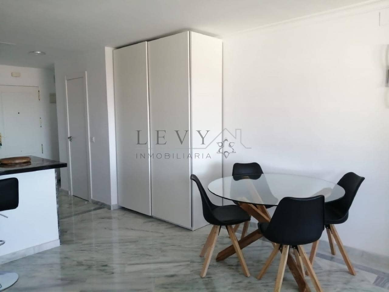 2 makuuhuone Ranta-asunto vuokrattavana paikassa Torrequebrada mukana uima-altaan 
autotalli - 1 500 € (Ref: 9583194)