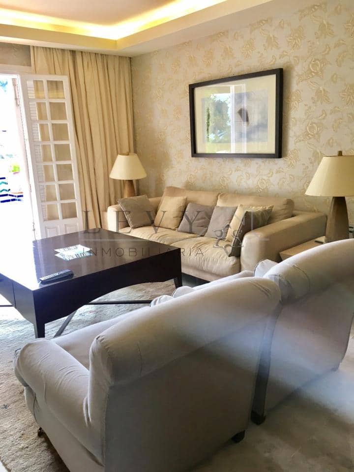 Apartamento de 2 habitaciones en Marbella en venta con piscina garaje - 1.500.000 € (Ref: 9583195)