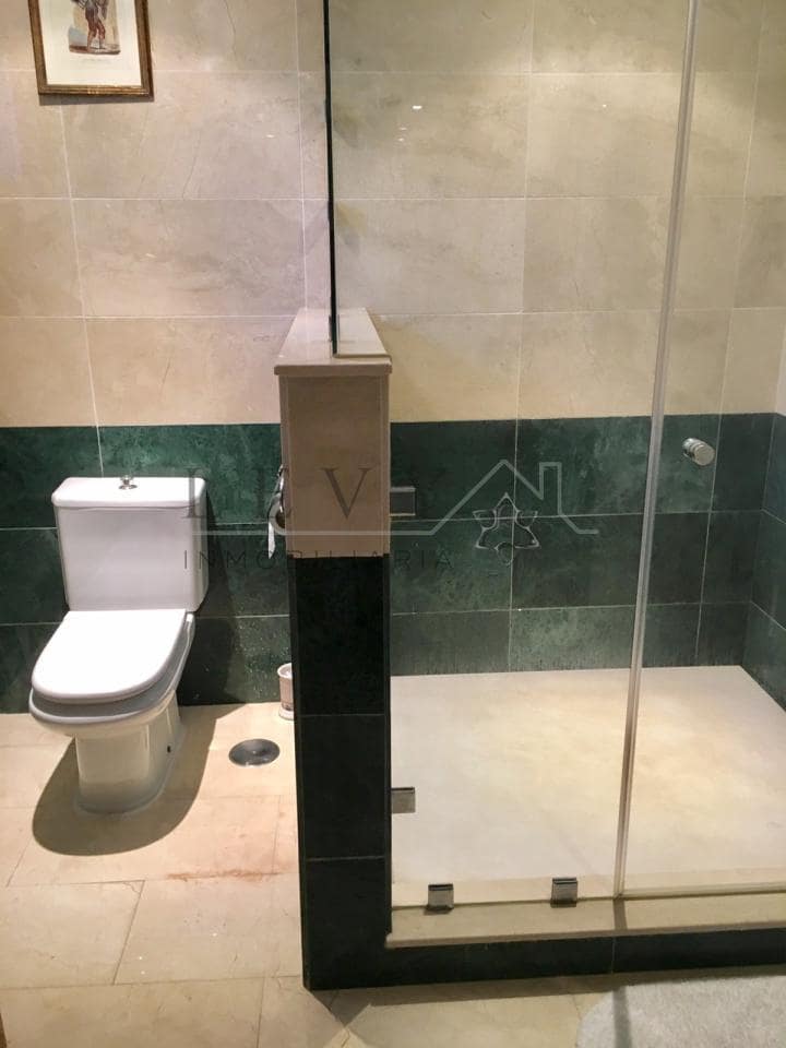 Apartamento de 2 habitaciones en Marbella en venta con piscina garaje - 1.500.000 € (Ref: 9583195)