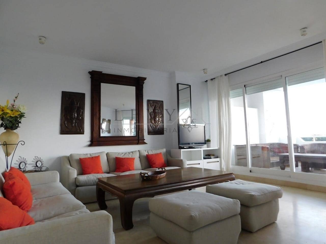 2 Zimmer Strandapartment zu verkaufen in Puerto Banus mit Pool Garage - 1.500.000 € (Ref: 9583196)