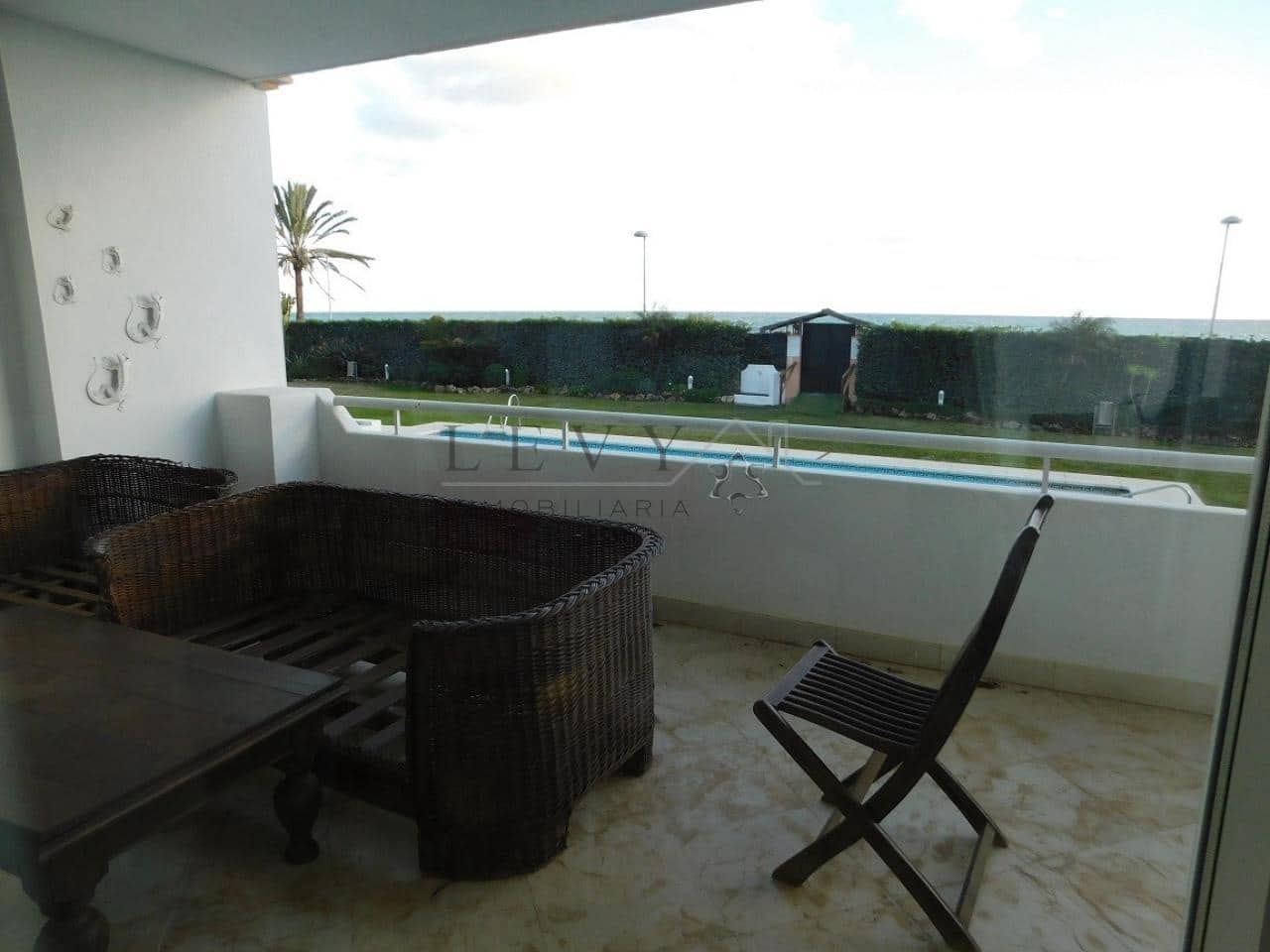 2 Zimmer Strandapartment zu verkaufen in Puerto Banus mit Pool Garage - 1.500.000 € (Ref: 9583196)