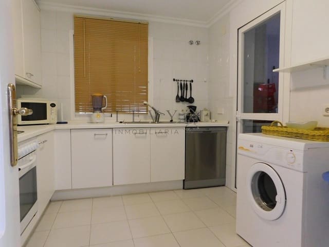 2 quarto Apartamento de Praia para venda em Puerto Banus, Marbella com piscina garagem - 1 500 000 € (Ref: 9583196)