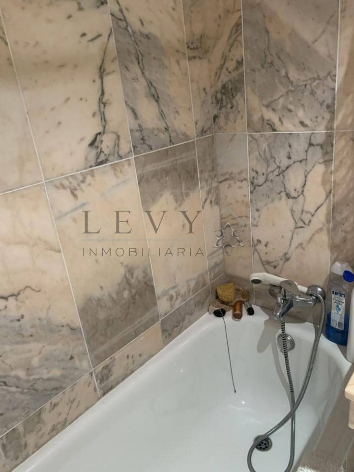 2 slaapkamer Strandappartement te koop in Puerto Banus met zwembad garage - € 700.000 (Ref: 9583199)