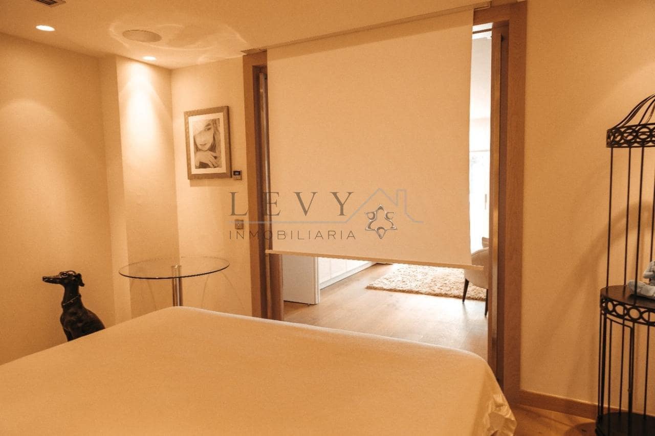 1 chambre Appartement à vendre à Marbella avec piscine garage - 1 100 000 € (Ref: 9583200)