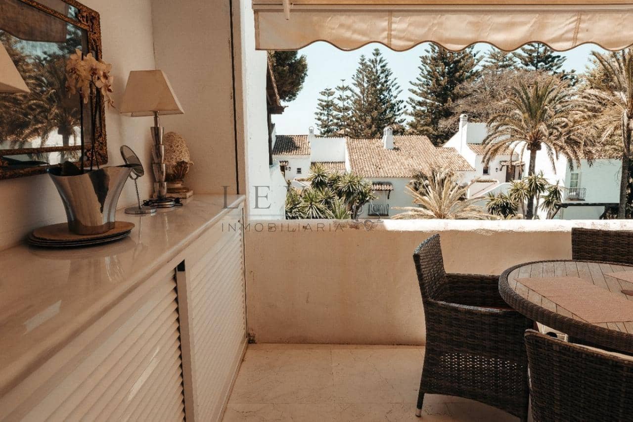 1 chambre Appartement à vendre à Marbella avec piscine garage - 1 100 000 € (Ref: 9583200)