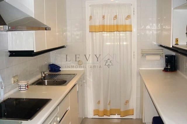 2 chambre Appartement à vendre à Puerto Banus, Marbella avec piscine garage - 679 000 € (Ref: 9583205)