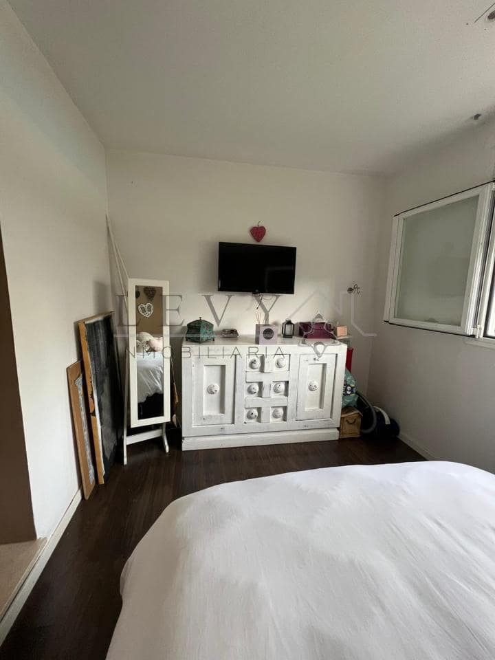 3 makuuhuone Asunto myytävänä paikassa Nueva Andalucia mukana uima-altaan 
autotalli - 300 000 € (Ref: 9583206)