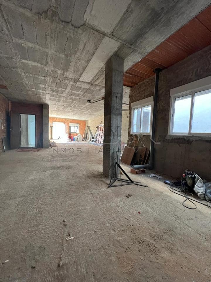 Casa de 8 habitaciones en Benalmádena en venta con garaje - 750.000 € (Ref: 9583207)