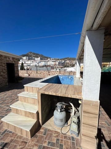 8 makuuhuone Omakotitalo myytävänä paikassa Arroyo de la Miel, Benalmádena mukana 
autotalli - 750 000 € (Ref: 9583207)