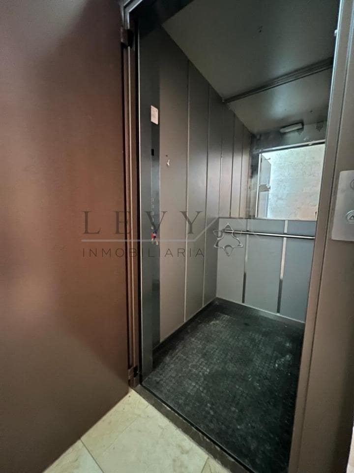 Casa de 8 habitaciones en Benalmádena en venta con garaje - 750.000 € (Ref: 9583207)