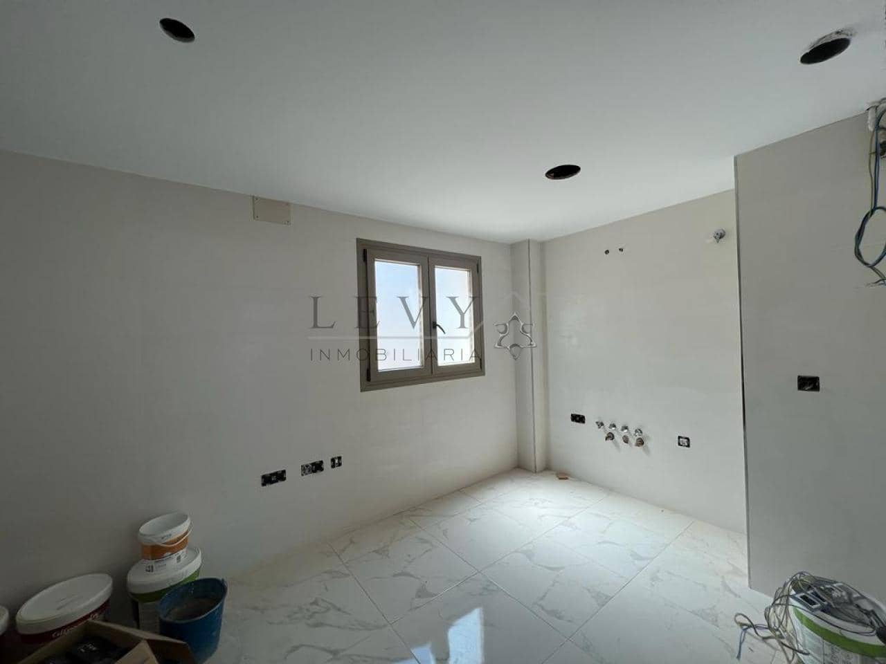 Piso de 2 habitaciones en Torremolinos en venta con piscina - 620.400 € (Ref: 9583208)