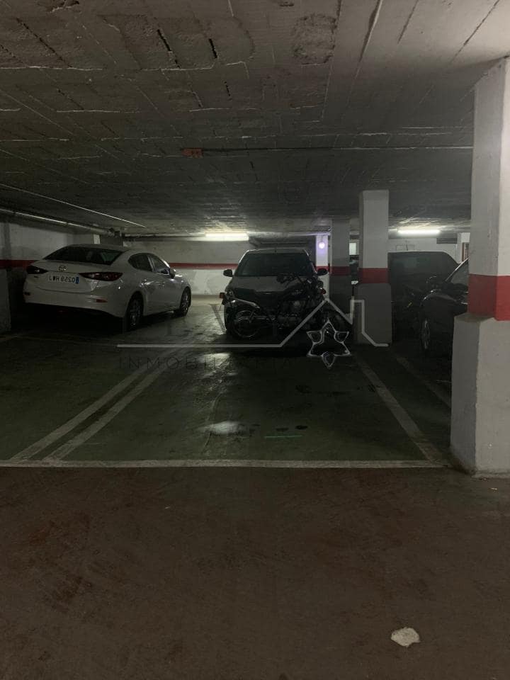 4 Zimmer Wohnung zu verkaufen in Malaga Stadt - 460.000 € (Ref: 9583209)