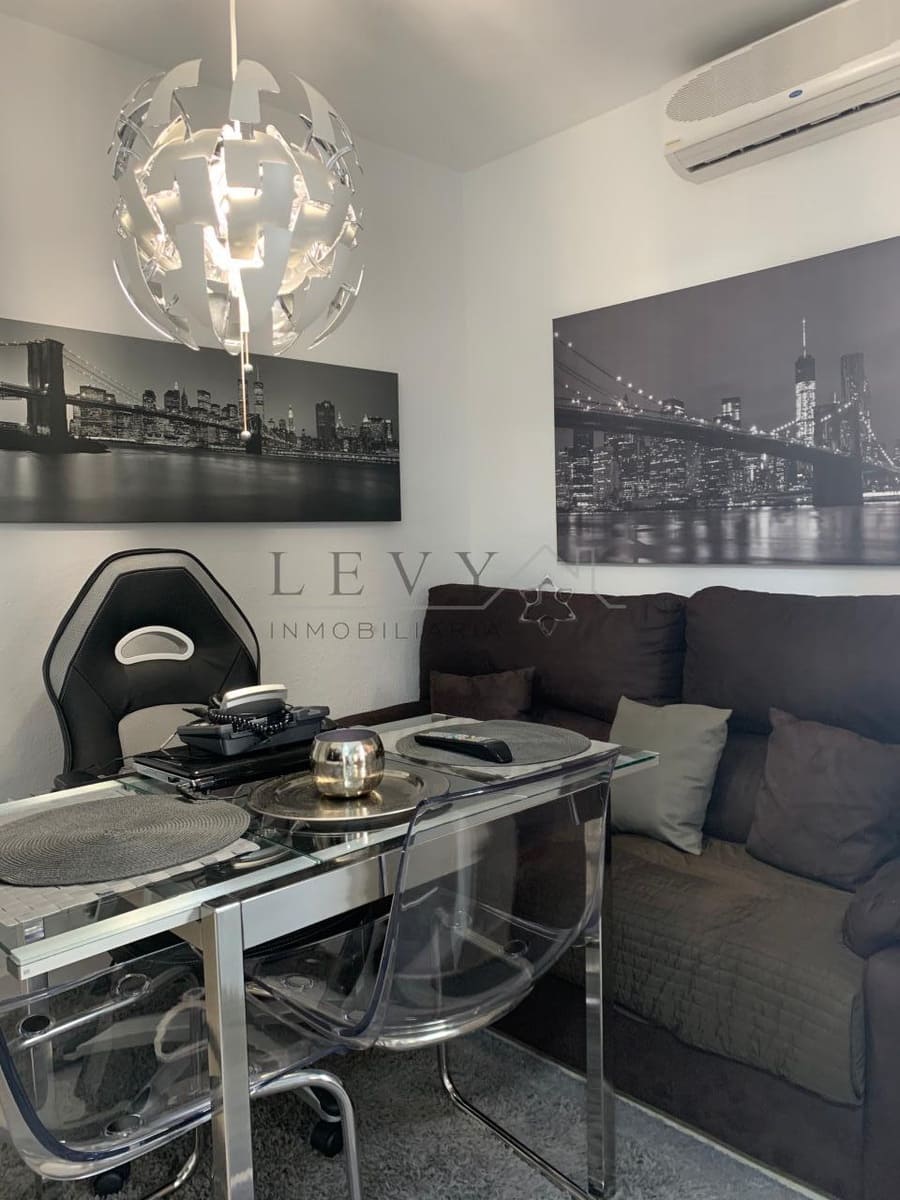 4 Zimmer Wohnung zu verkaufen in Malaga Stadt - 460.000 € (Ref: 9583209)