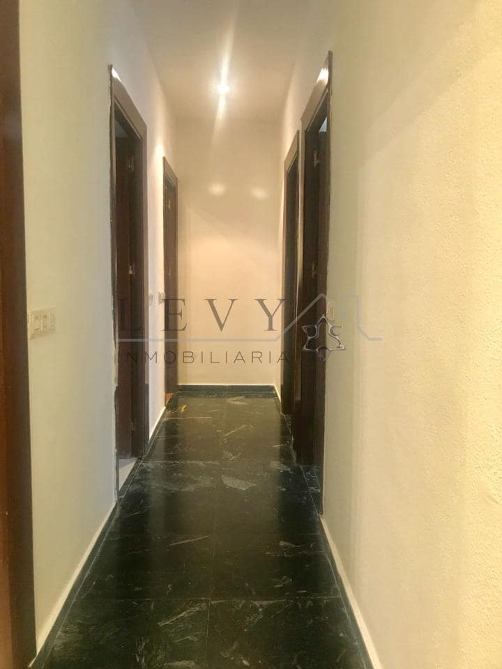 4 bedroom Flat for sale in Melilla - € 275,000 (Ref: 9583210)