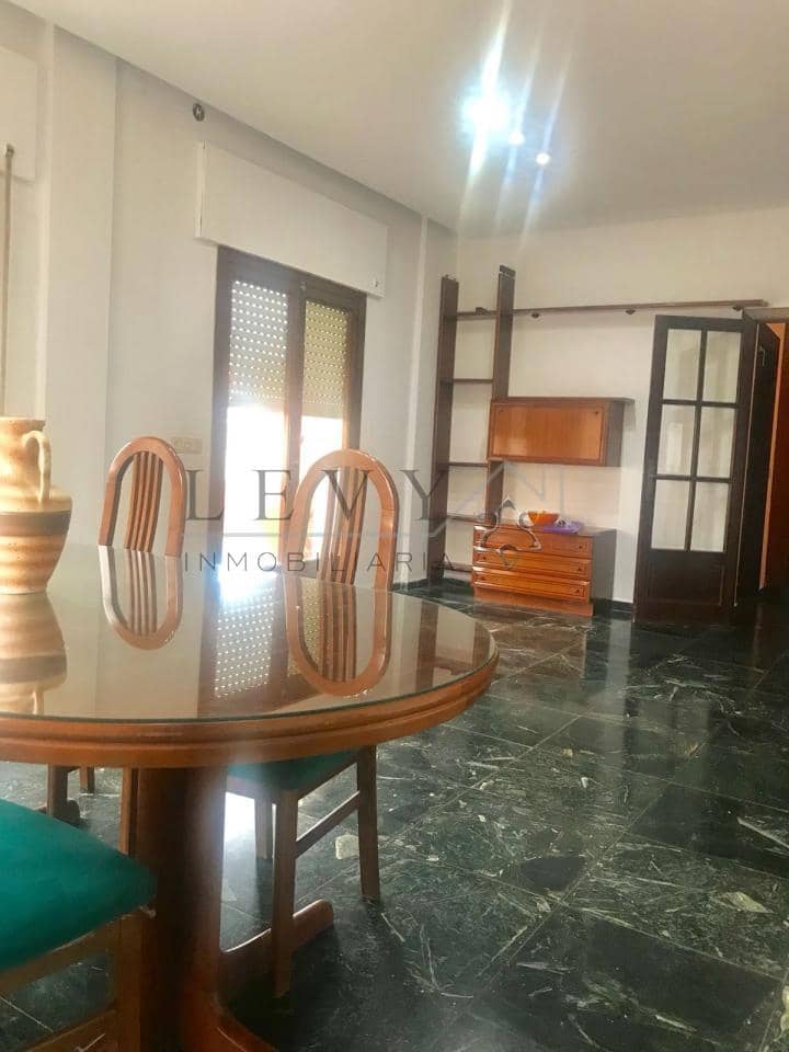 4 bedroom Flat for sale in Melilla - € 275,000 (Ref: 9583210)