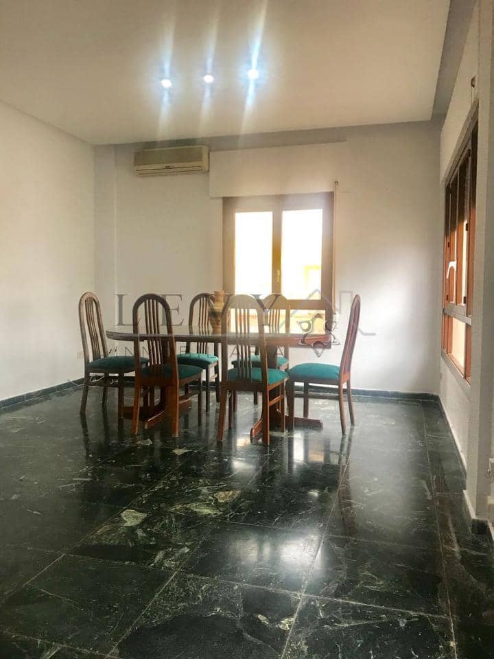 4 bedroom Flat for sale in Melilla - € 275,000 (Ref: 9583210)