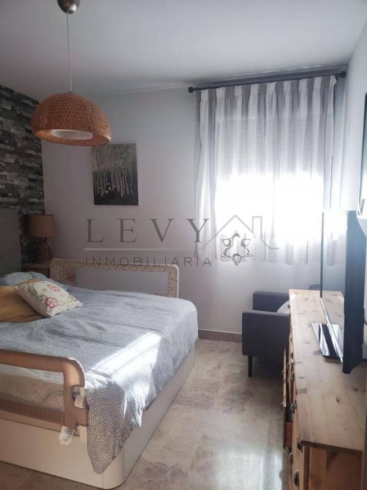 3 sovrum Lägenhet till salu i Malaga stad med pool garage - 580 000 € (Ref: 9583215)