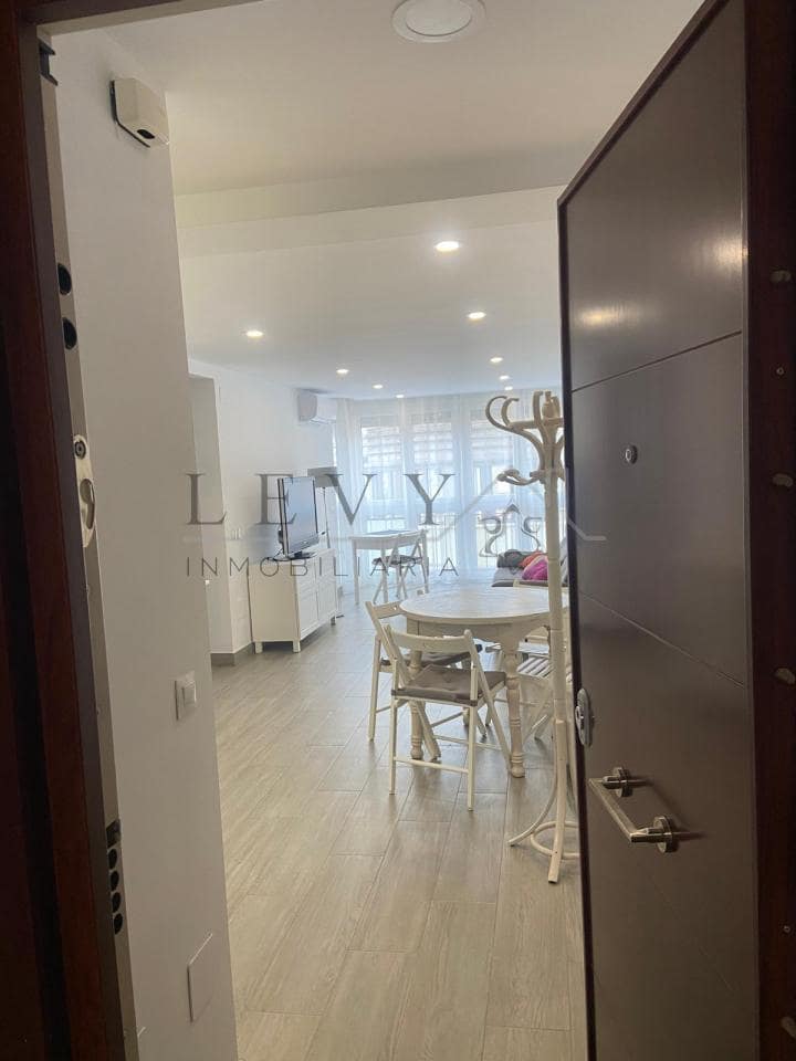 2 soveværelse Lejlighed til leje i Malaga by - € 1.250 (Ref: 9583217)