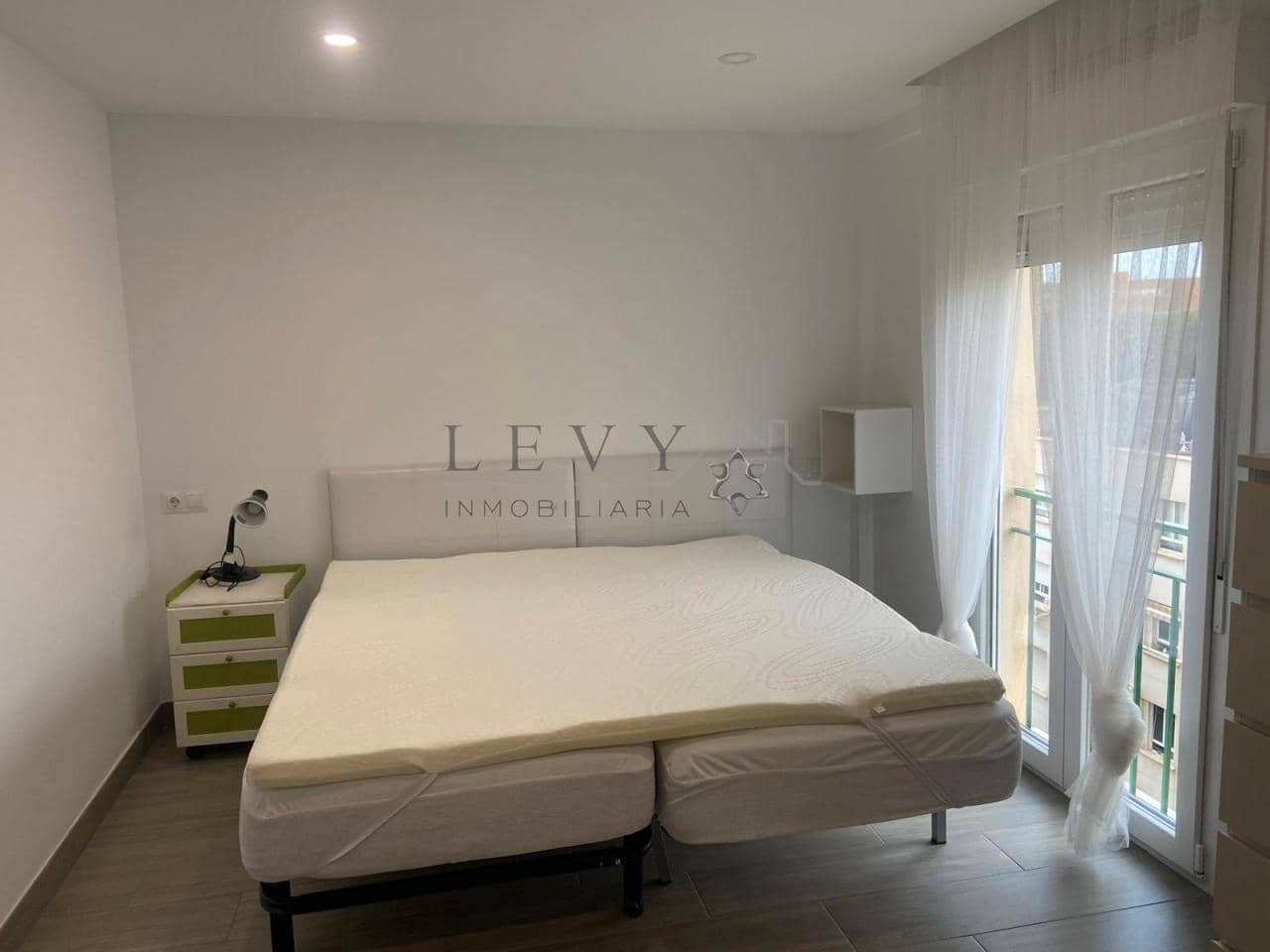 2 soveværelse Lejlighed til leje i Malaga by - € 1.250 (Ref: 9583217)