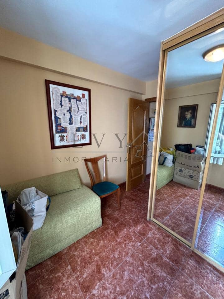 Piso de 3 habitaciones en Málaga ciudad en venta - 399.000 € (Ref: 9583218)