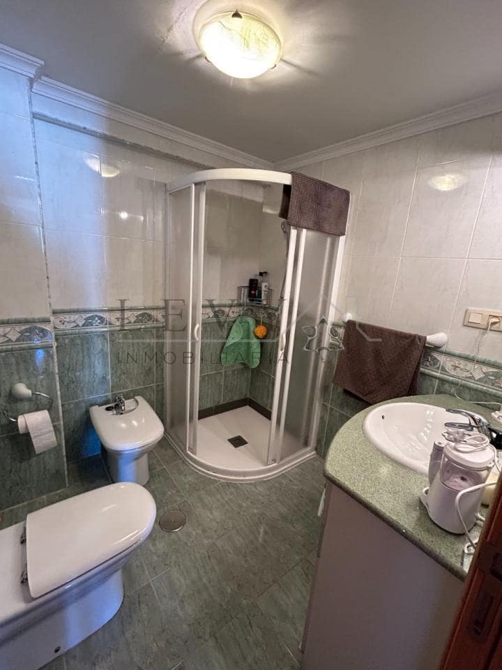 Piso de 3 habitaciones en Málaga ciudad en venta - 399.000 € (Ref: 9583218)