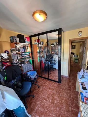 Piso de 3 habitaciones en Perchel Norte, Málaga ciudad en venta - 399.000 € (Ref: 9583218)