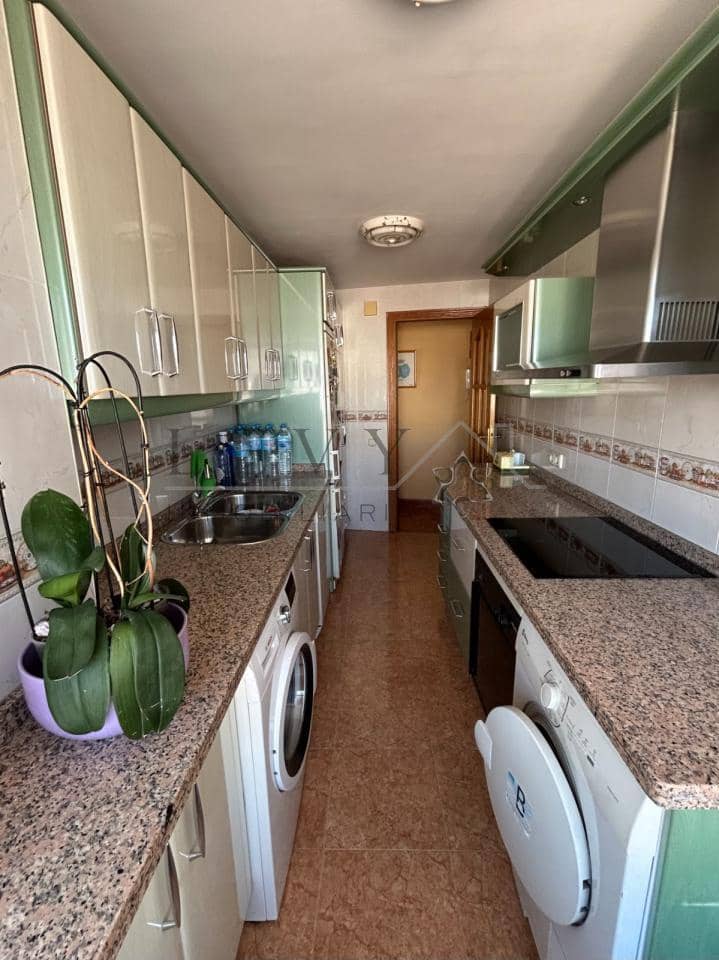Piso de 3 habitaciones en Málaga ciudad en venta - 399.000 € (Ref: 9583218)