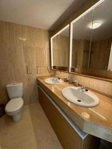 2 sovrum Lägenhet till salu i Elviria, Marbella med pool garage - 395 000 € (Ref: 9583219)