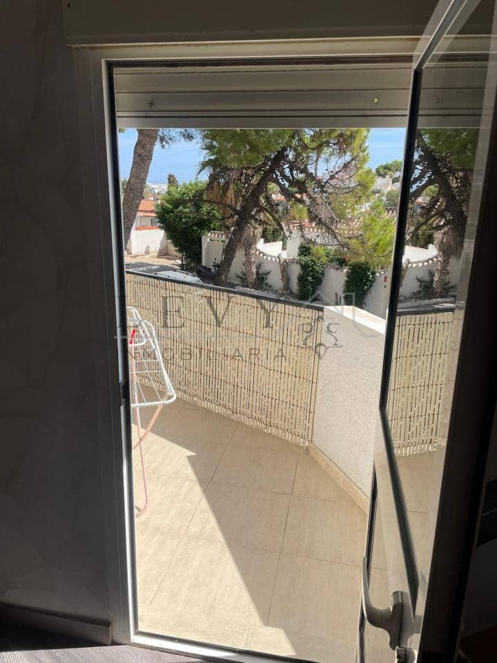 2 makuuhuone Asunto myytävänä paikassa Nueva Andalucia - 265 000 € (Ref: 9583221)