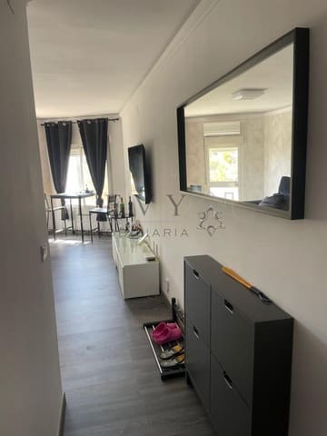 2 sovrum Lägenhet till salu i La Dama de Noche - La Alzambra, Marbella - 265 000 € (Ref: 9583221)