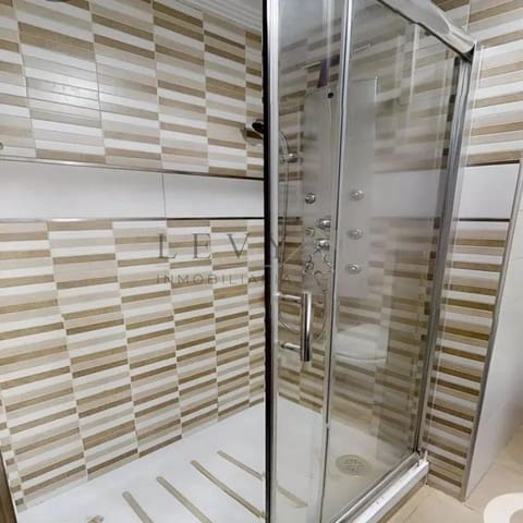 3 Zimmer Wohnung zu verkaufen in La Goleta, Málaga Stadt - 295.000 € (Ref: 9583222)